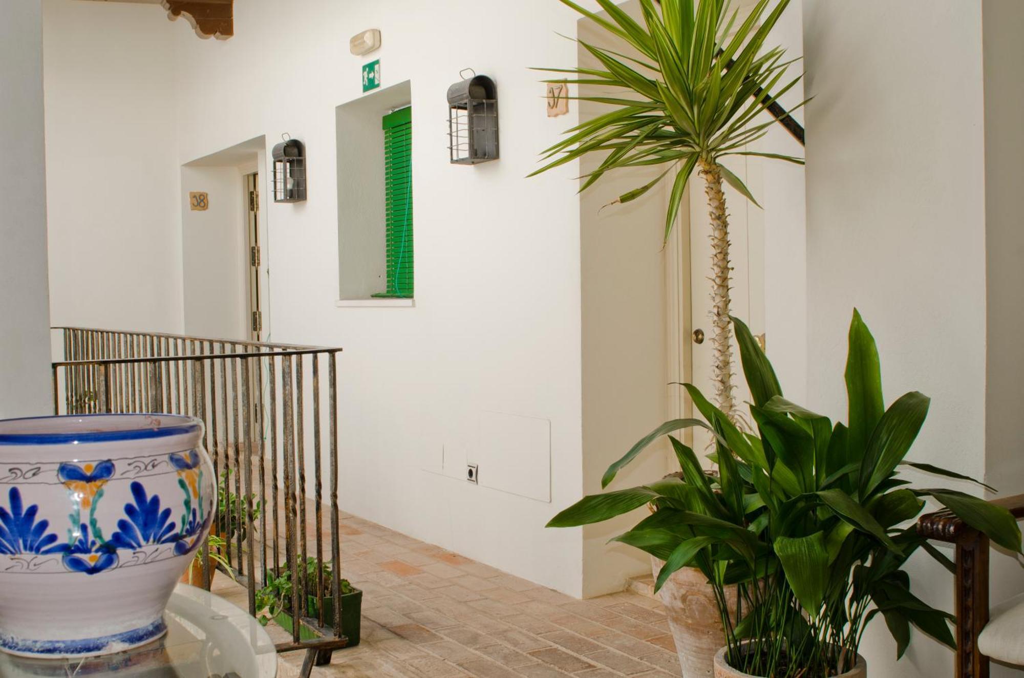 Hostal Sixto Rota Exterior photo